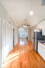 1812 W Thomas St-Unit -3 in Chicago, IL - Building Photo - Building Photo