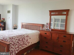 5500 Holmes Run Pkwy in Alexandria, VA - Building Photo - Building Photo