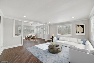 64 Shunpike Rd in Madison, NJ - Building Photo - Building Photo