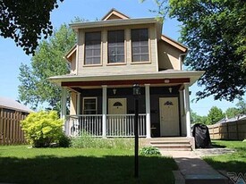 705 N Duluth Ave in Sioux Falls, SD - Building Photo