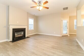 3213 Rendezvous Dr in Raleigh, NC - Building Photo - Building Photo