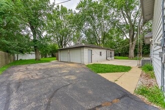 22819 Davy Ct in Plainfield, IL - Building Photo - Building Photo