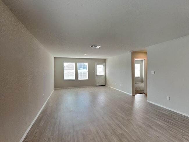 4330 Rapids Way in San Antonio, TX - Foto de edificio - Building Photo