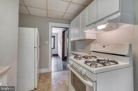 2914 Bayonne Ave photo'