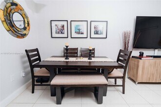 7901 SW 64th Ave in South Miami, FL - Building Photo - Building Photo