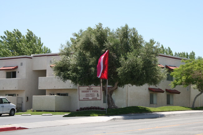 New Desert Vista Apartments in Barstow, CA - Foto de edificio - Building Photo