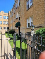 4049 N Mozart St in Chicago, IL - Building Photo