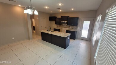 13408 Wigan Rd in El Paso, TX - Building Photo - Building Photo