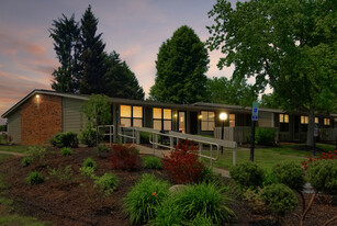 Ridgewood Apartments