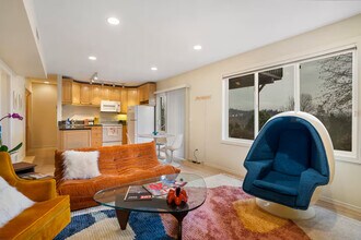 14210 56th Ave S in Tukwila, WA - Building Photo - Building Photo