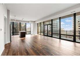 465 Nicollet Mall in Minneapolis, MN - Building Photo