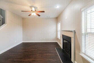 522 Kirkland Dr in Locust Grove, GA - Building Photo - Building Photo