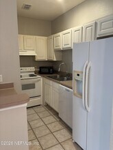 13703 Richmond Park Dr N in Jacksonville, FL - Building Photo - Building Photo