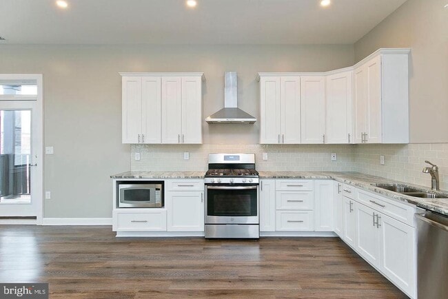 160 N Loudoun St in Winchester, VA - Building Photo - Building Photo