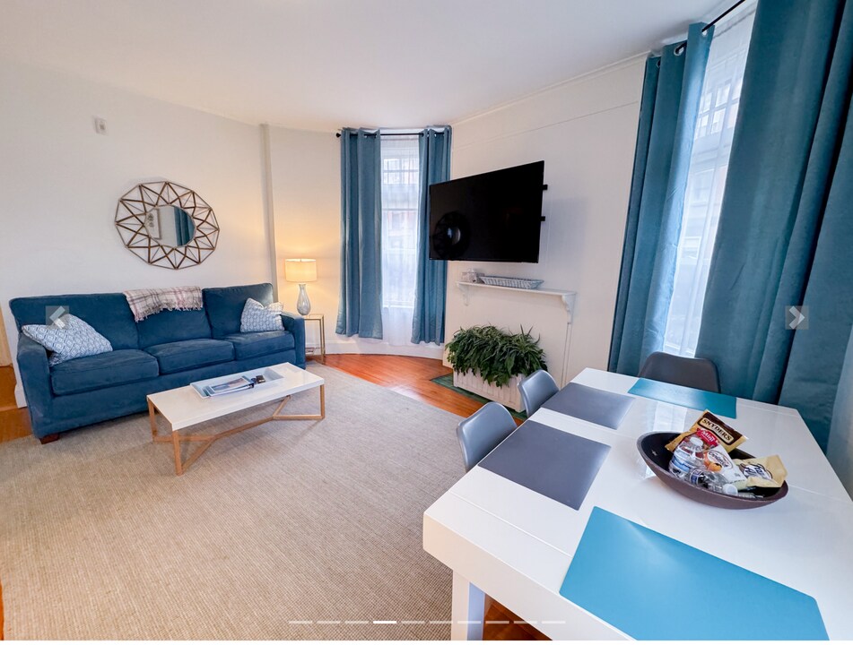 1855 Beacon St, Unit 3 in Brookline, MA - Building Photo