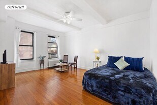 243 W End Ave in New York, NY - Building Photo