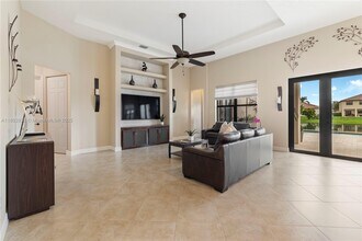8363 NW 26th Ct in Pembroke Pines, FL - Building Photo - Building Photo