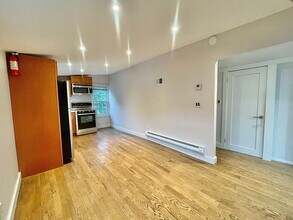 615 Hall St in Mamaroneck, NY - Building Photo - Building Photo