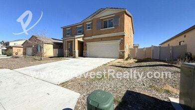 15765 Thyme Ct in Adelanto, CA - Building Photo - Building Photo