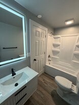 2400 N 7th St in Bismarck, ND - Building Photo