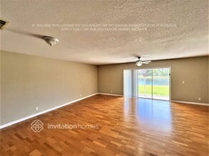 3205 Osprey Ln in West Palm Beach, FL - Building Photo - Building Photo