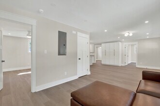 106 Montclair Blvd in Savannah, GA - Building Photo - Building Photo
