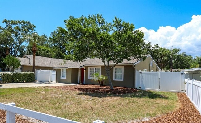 4419 W Euclid Ave in Tampa, FL - Building Photo - Building Photo
