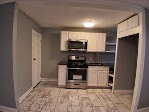 112 N 7th St in Darby, PA - Building Photo - Building Photo