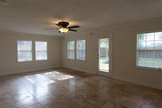 6505 Sivley St in Houston, TX - Building Photo - Building Photo