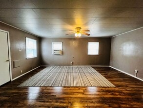 1003 S 8th St in Yakima, WA - Building Photo - Building Photo