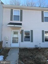 79 Edinshire Rd in Gloucester Township, NJ - Building Photo