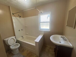 86 Middlebury Ave in Akron, OH - Building Photo - Building Photo