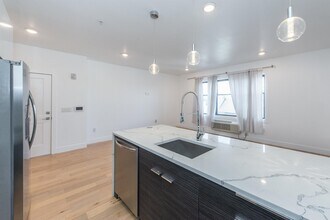 7505 Park Ave in North Bergen, NJ - Building Photo - Building Photo