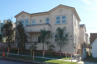 524 Harvard Rd in Burbank, CA - Building Photo - Building Photo