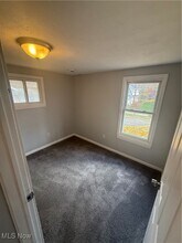 702 Grace Ave in Akron, OH - Building Photo - Building Photo