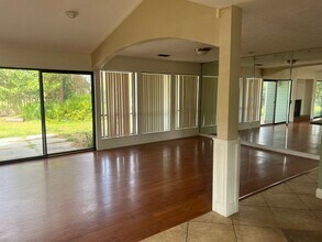 381 Eagle Dr in Panama City Beach, FL - Building Photo - Building Photo