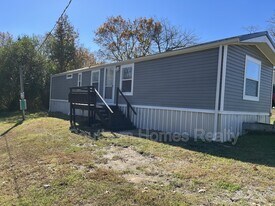 214 Co Rd 781 in Riceville, TN - Building Photo