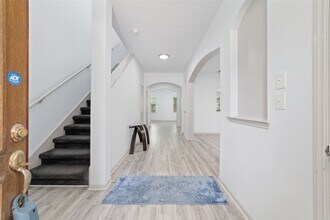 14710 Branchwest Dr in Houston, TX - Building Photo - Building Photo