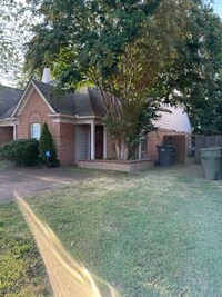 8372 Mangrove Dr in Memphis, TN - Building Photo - Building Photo