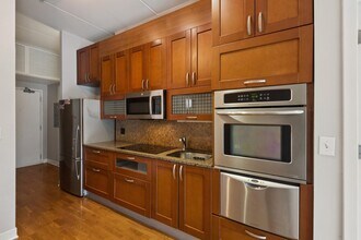 650 W Wayman St in Chicago, IL - Foto de edificio - Building Photo