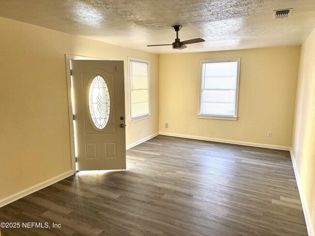 4752 Post St in Jacksonville, FL - Building Photo - Building Photo