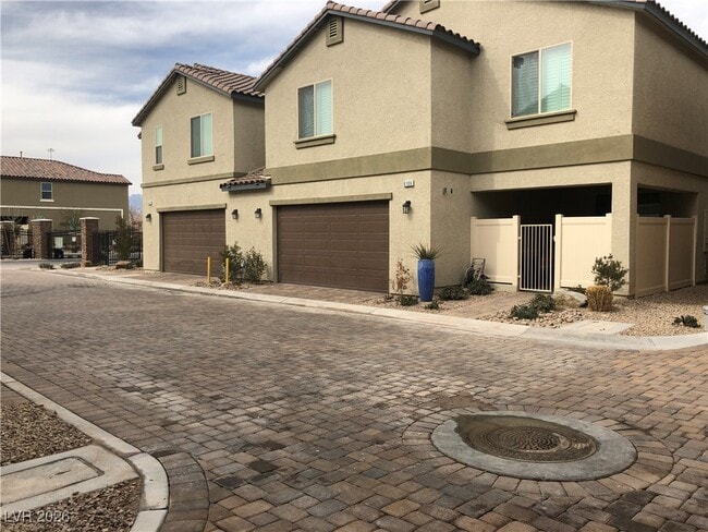 property at 6114 Scarlet Leaf St