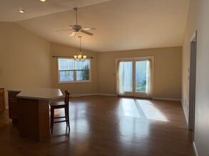 32 Pebble Creek Dr in Lititz, PA - Building Photo - Building Photo