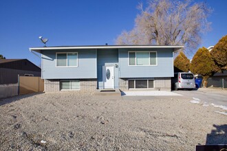 853 E 10600 S in Sandy, UT - Building Photo - Building Photo