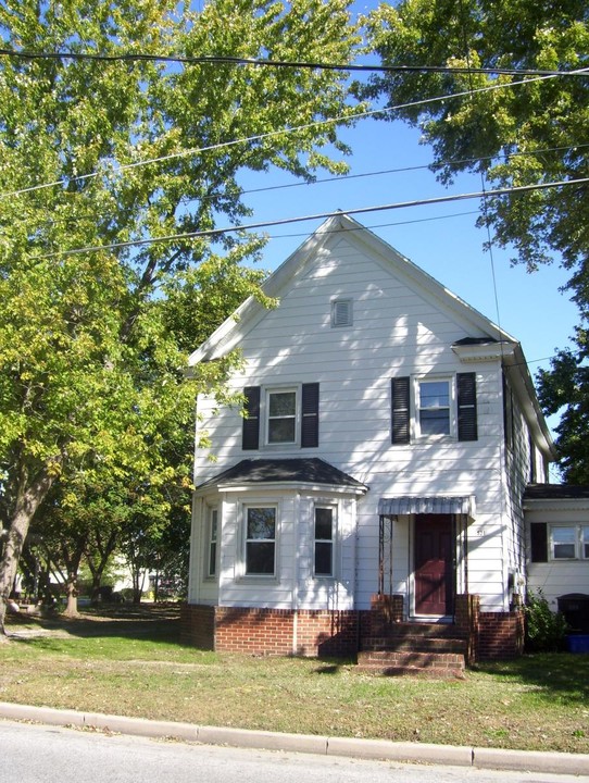 521 E Lincoln Ave, Unit 2 in Salisbury, MD - Foto de edificio