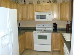 116 Weatherstone Dr in Worcester, MA - Building Photo - Building Photo