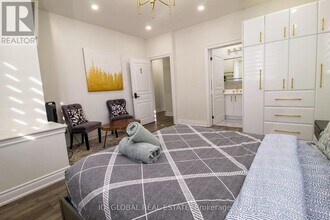 2352 Middlefield Rd in Markham, ON - Building Photo - Building Photo