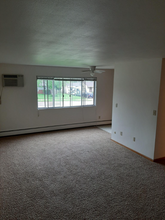 1363 County B Rd W in Roseville, MN - Building Photo - Building Photo