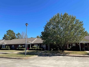 1634 Cobblestone Ln in Montevallo, AL - Building Photo - Building Photo