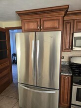 144 Osgood Ave, Unit 1st floor in New Britain, CT - Foto de edificio - Building Photo